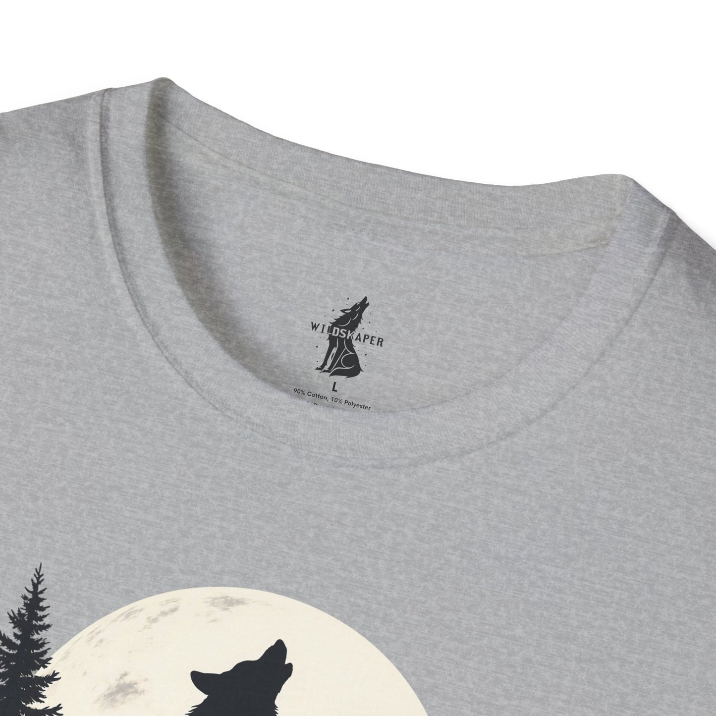 Howling Wolf in Moon Light T-Shirt