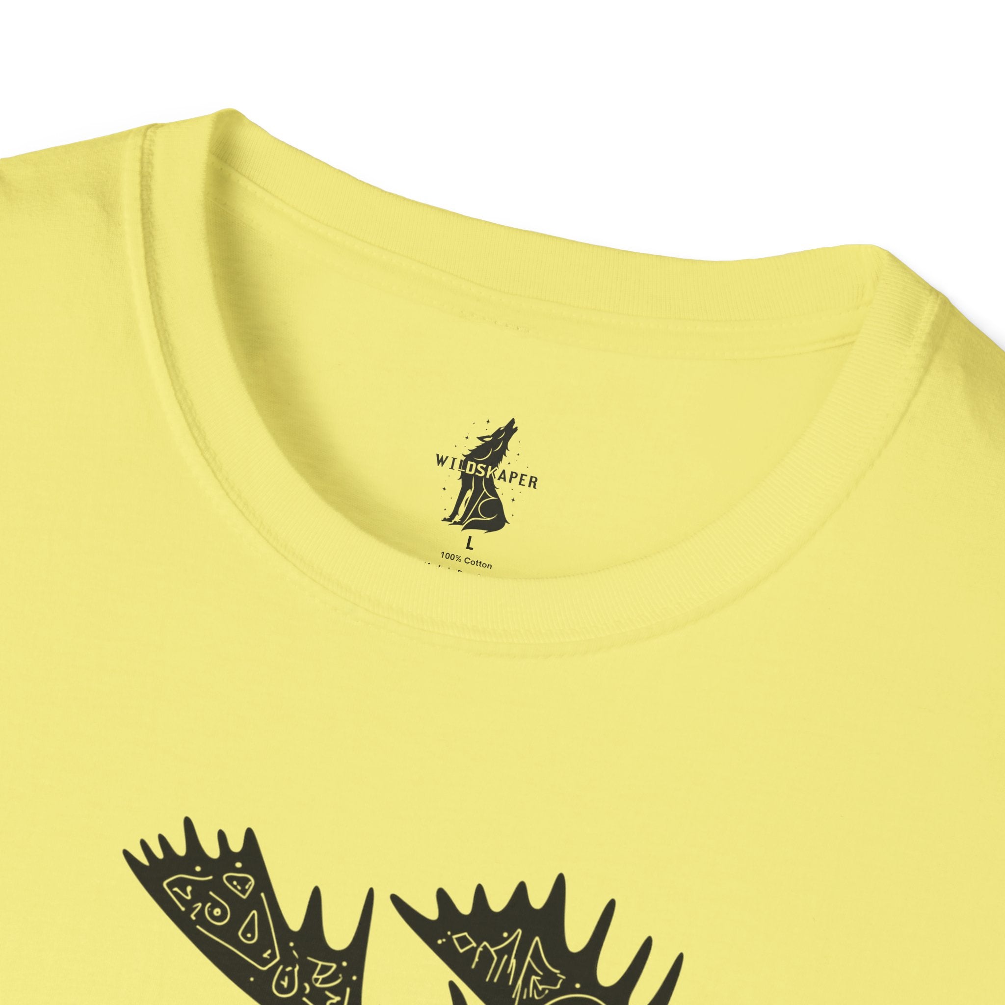 Moose Line Art Graphic T-Shirt