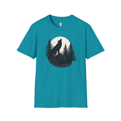 Howling Wolf in Moon Light T-Shirt