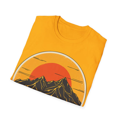 Sunset Lover Unisex Softstyle T-Shirt - Perfect for Nature Lovers and Outdoor Enthusiasts