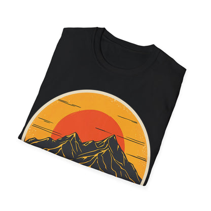 Sunset Lover Unisex Softstyle T-Shirt - Perfect for Nature Lovers and Outdoor Enthusiasts